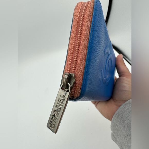 Chanel Caviar RARE Electric Blue & Coral Long Zip Around Wallet with Box - Picture 7 of 9